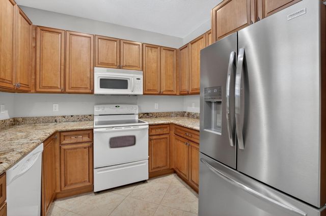 1418 W Wickham Circle B, Delray Beach, FL 33445