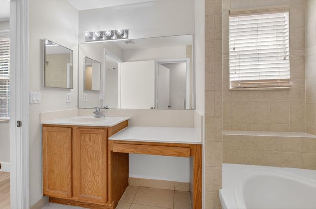 1418 W Wickham Circle B, Delray Beach, FL 33445