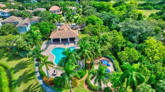 1418 W Wickham Circle B, Delray Beach, FL 33445