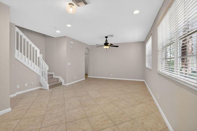 1418 W Wickham Circle B, Delray Beach, FL 33445