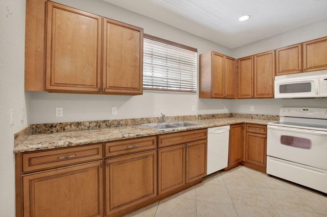 1418 W Wickham Circle B, Delray Beach, FL 33445