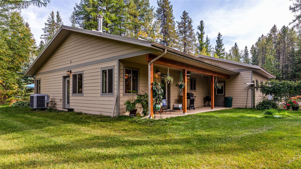 582 Ferndale Drive, Bigfork, MT 59911 photo 2