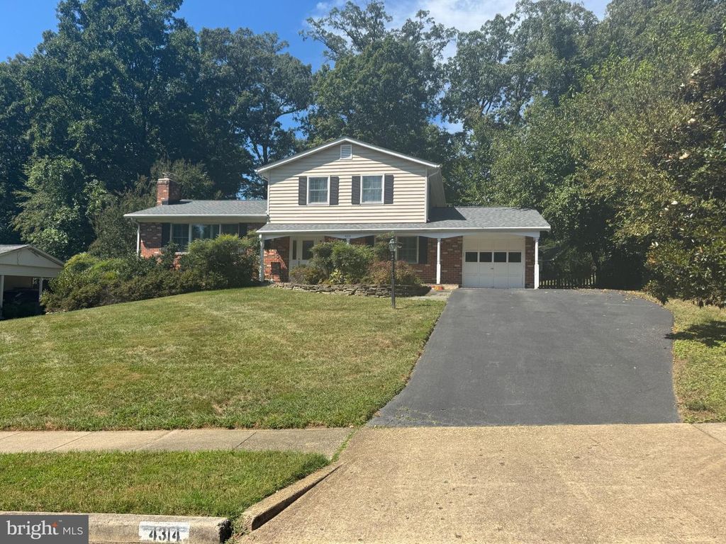 4314 SELKIRK DR, Fairfax, VA 22032