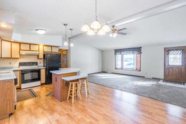 119300 HAWK COURT, Stratford, WI 54484