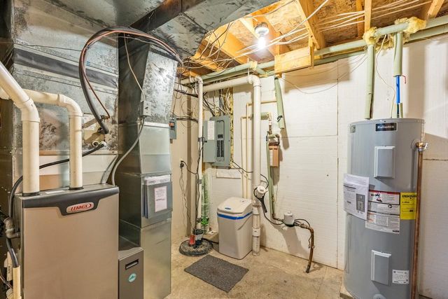 119300 HAWK COURT, Stratford, WI 54484