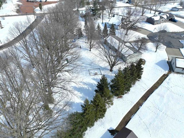 119300 HAWK COURT, Stratford, WI 54484