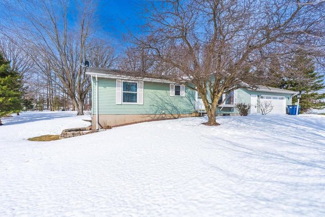 119300 HAWK COURT, Stratford, WI 54484