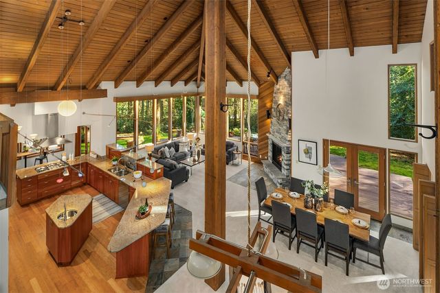 13525 NE 50th Street, Bellevue, WA 98005