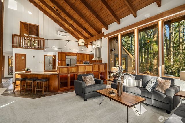 13525 NE 50th Street, Bellevue, WA 98005