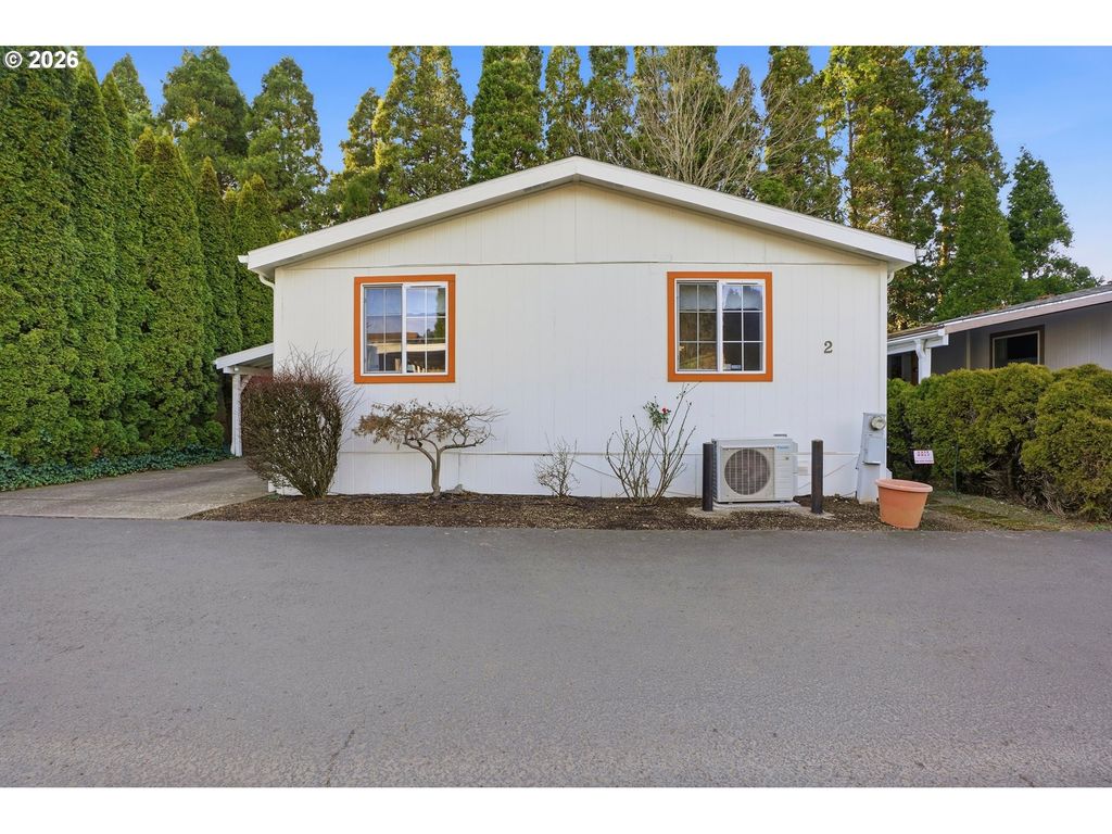 21400 Se STARK St 2, Gresham, OR 97030