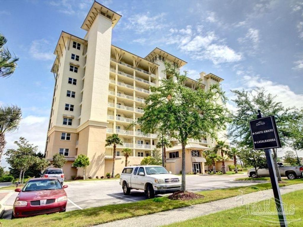 612 Lost Key Dr 202B, Pensacola, FL 32507