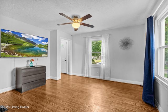 1110 Lehigh Ave, Louisville, KY 40215