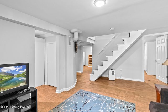 1110 Lehigh Ave, Louisville, KY 40215