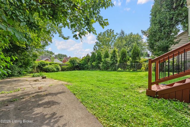 1110 Lehigh Ave, Louisville, KY 40215