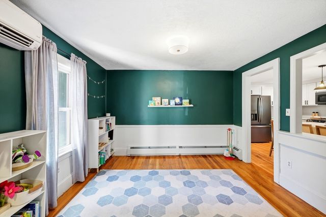 20 Ashbrook Street, Springfield, MA 01118