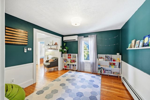 20 Ashbrook Street, Springfield, MA 01118