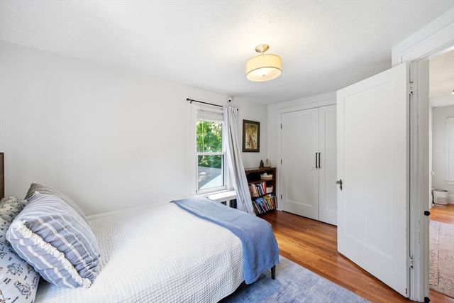 20 Ashbrook Street, Springfield, MA 01118