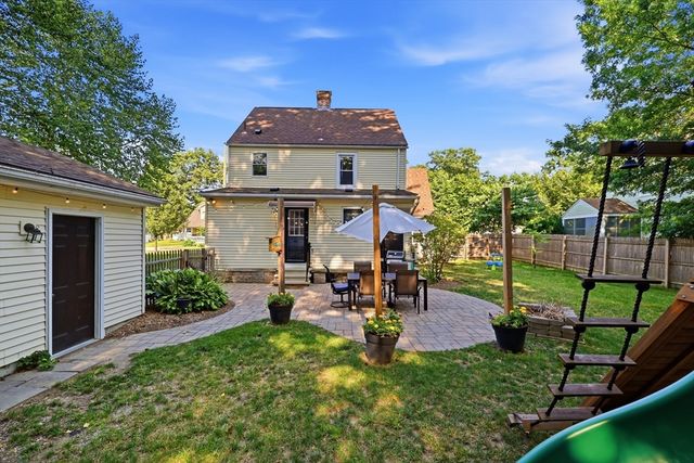 20 Ashbrook Street, Springfield, MA 01118