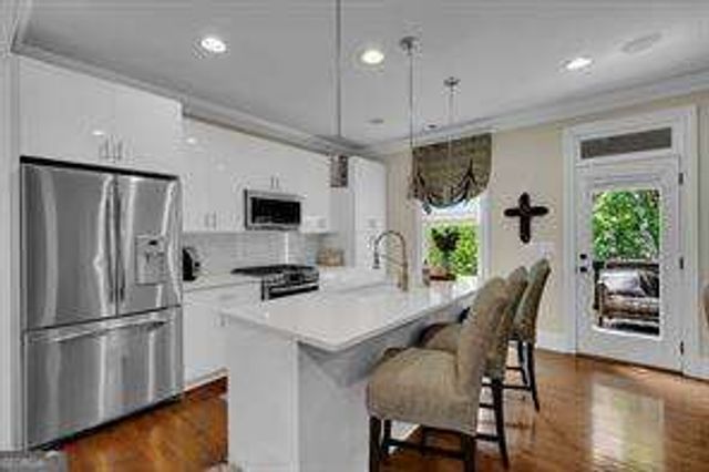 440 Canton Walk, Roswell, GA 30075