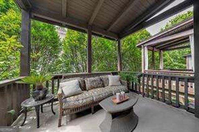 440 Canton Walk, Roswell, GA 30075