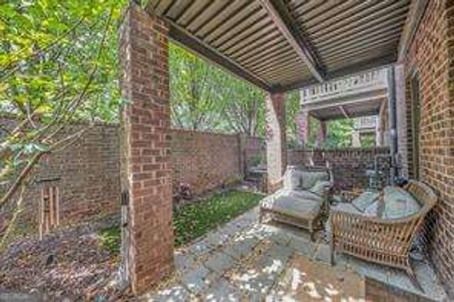 440 Canton Walk, Roswell, GA 30075