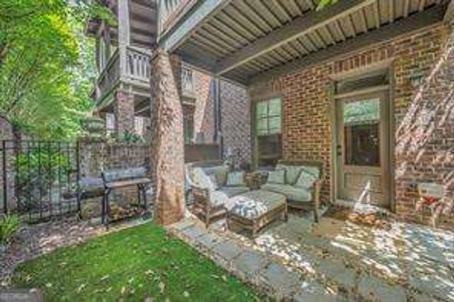 440 Canton Walk, Roswell, GA 30075