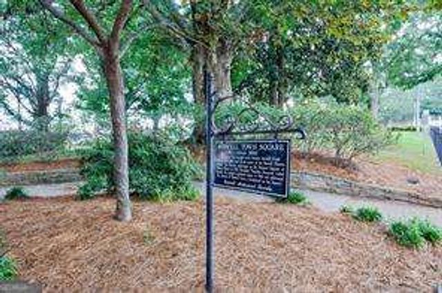 440 Canton Walk, Roswell, GA 30075