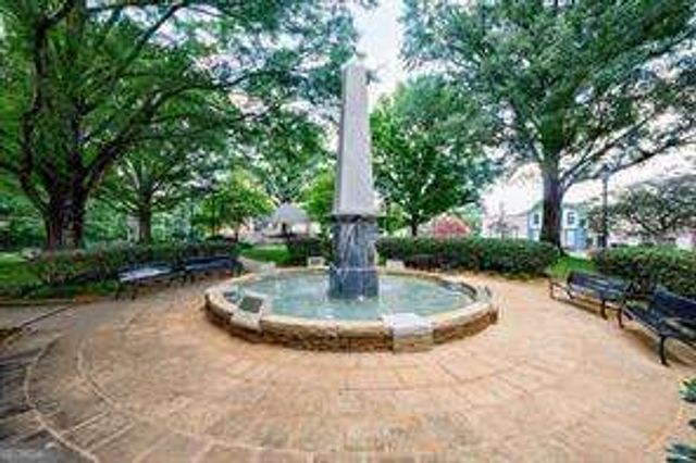 440 Canton Walk, Roswell, GA 30075