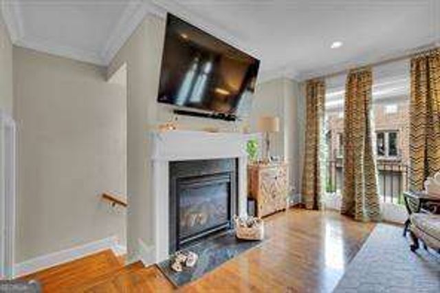 440 Canton Walk, Roswell, GA 30075