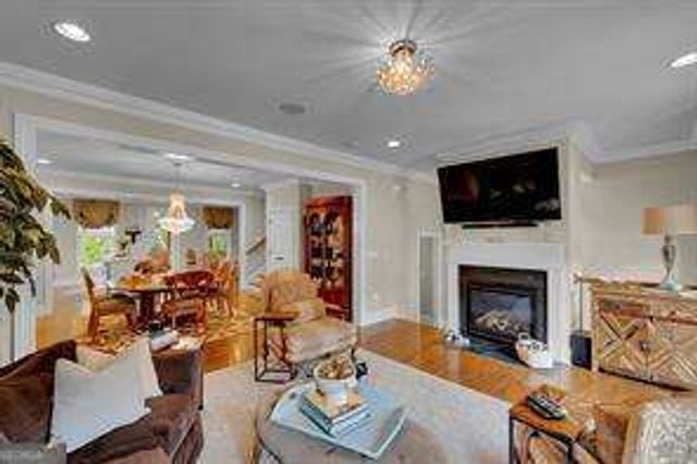 440 Canton Walk, Roswell, GA 30075