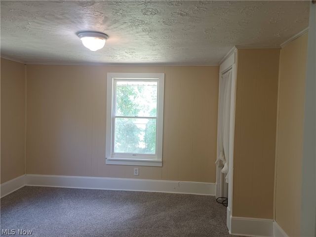 660 4th Street SW, Warren, OH 44483