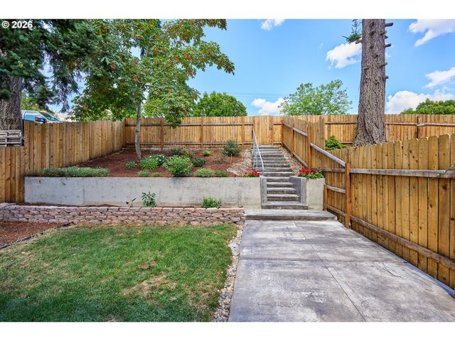 2715 Ne 54TH St, Vancouver, WA 98663