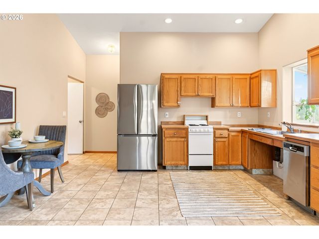 2715 Ne 54TH St, Vancouver, WA 98663