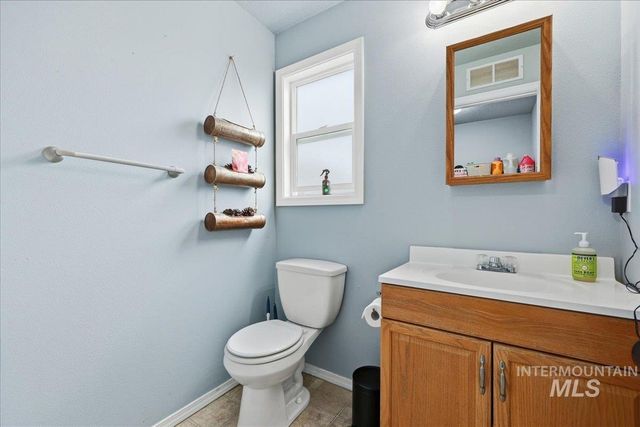 16310 N Asbury Dr, Nampa, ID 83651