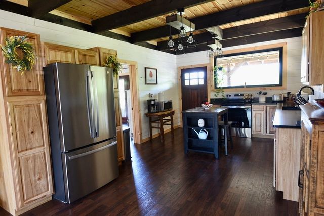 283 Markum Ln, Spencer, TN 38585