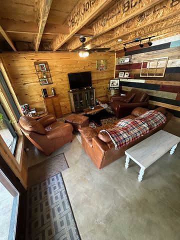 283 Markum Ln, Spencer, TN 38585
