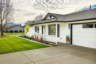 934 Pittview Avenue, Central Point, OR 97502