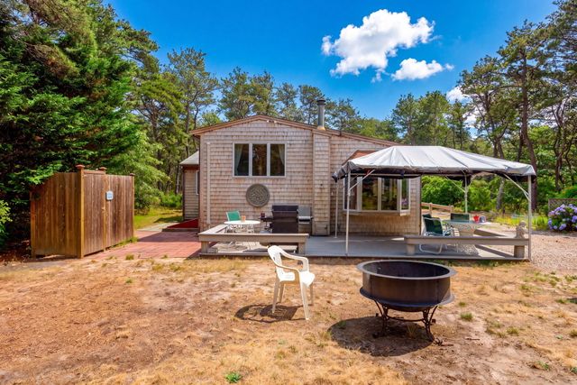 6 Meadow Terrace, North Truro, MA 02652