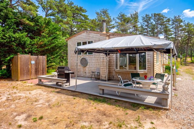 6 Meadow Terrace, North Truro, MA 02652