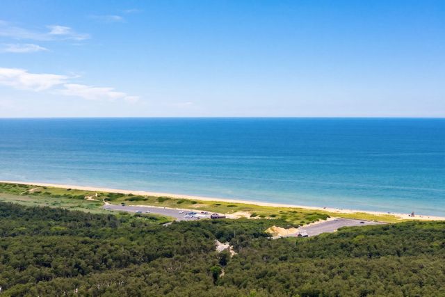 6 Meadow Terrace, North Truro, MA 02652