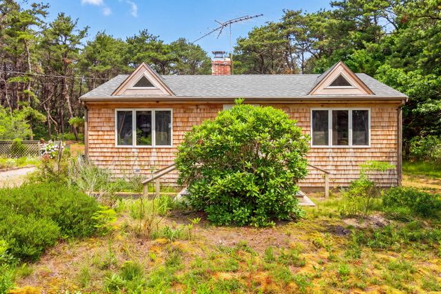 6 Meadow Terrace, North Truro, MA 02652