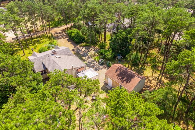 6 Meadow Terrace, North Truro, MA 02652