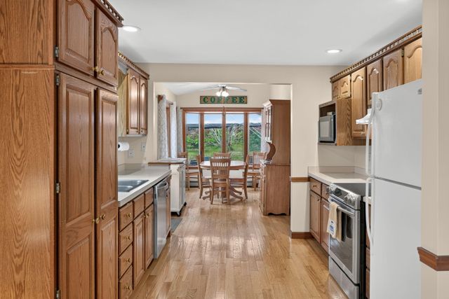 6 Meadow Terrace, North Truro, MA 02652