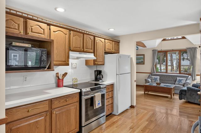 6 Meadow Terrace, North Truro, MA 02652