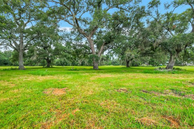 730 & 736 Rancho Chico Court, Angleton, TX 77515