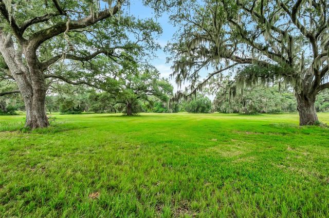 730 & 736 Rancho Chico Court, Angleton, TX 77515