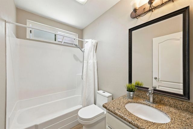 6333 College Grove 2206, San Diego, CA 92115