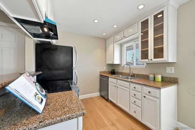 6333 College Grove 2206, San Diego, CA 92115
