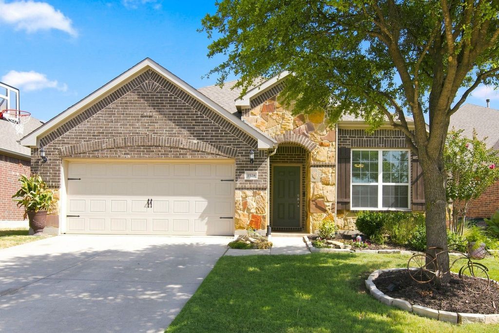 1528 Westview Lane, Northlake, TX 76226