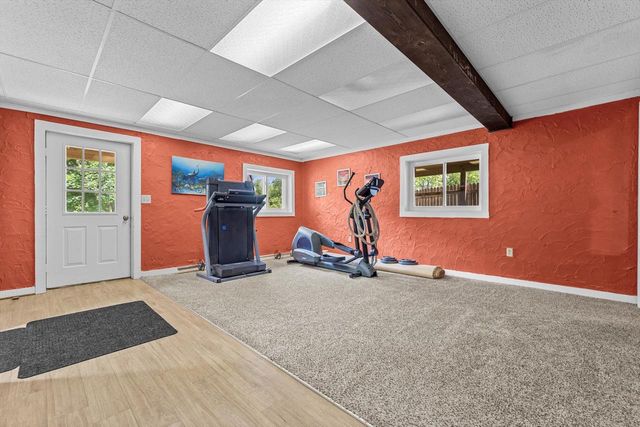 210 Prairie View DRIVE, North Prairie, WI 53153